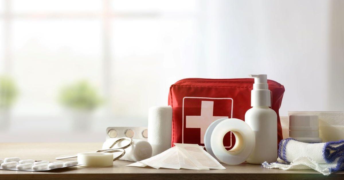 What Should Be In A First Aid Kit Apriadirect Apriadirect